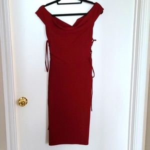 Size XL 14/16 Burgundy dress
